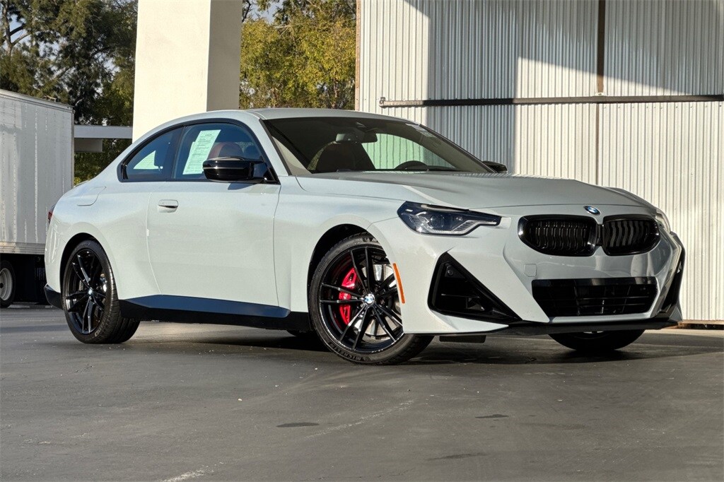 2022 Bmw M240i xDrive Coupe photo 2