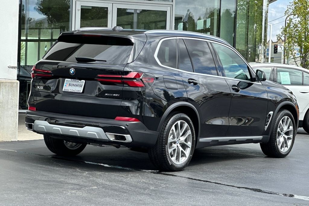 New 2026 BMW X5 xDrive40i SUV