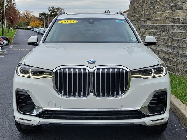 Used 2022 BMW X7 40i with VIN 5UXCW2C04N9J33056 for sale in Burlington, VT