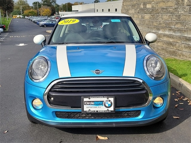 Used 2019 MINI Hardtop 2 Door Base with VIN WMWXP5C55K2H96945 for sale in Burlington, VT