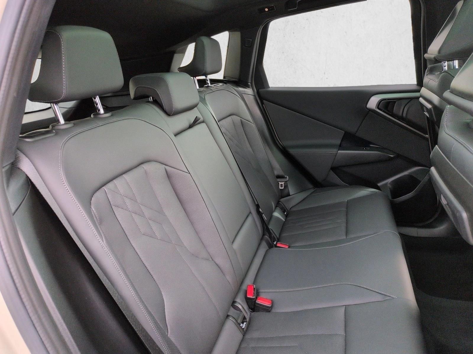 2025 BMW X3 30 - Photo 20