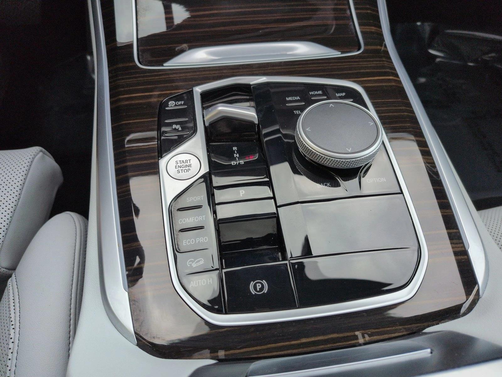 2025 BMW X5 40i - Photo 12