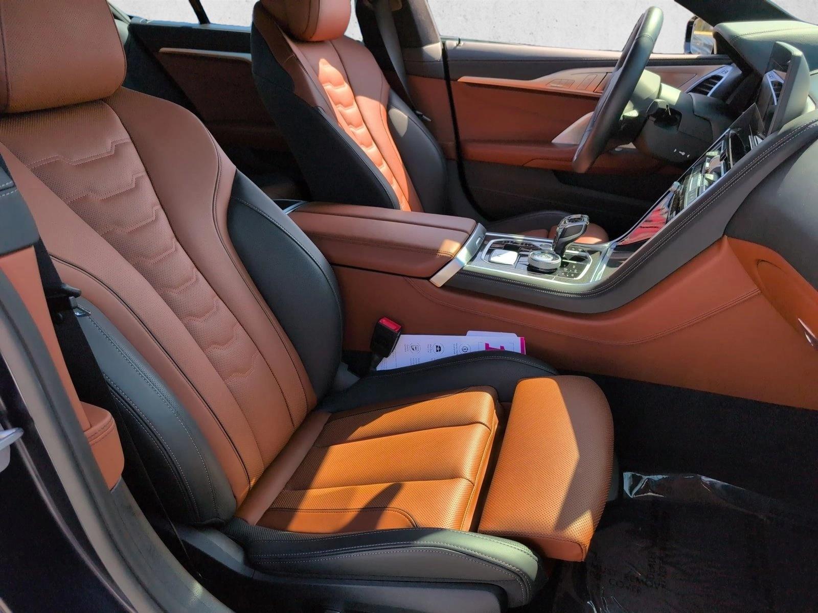 2025 BMW 8 Series Alpina B8 - Photo 21