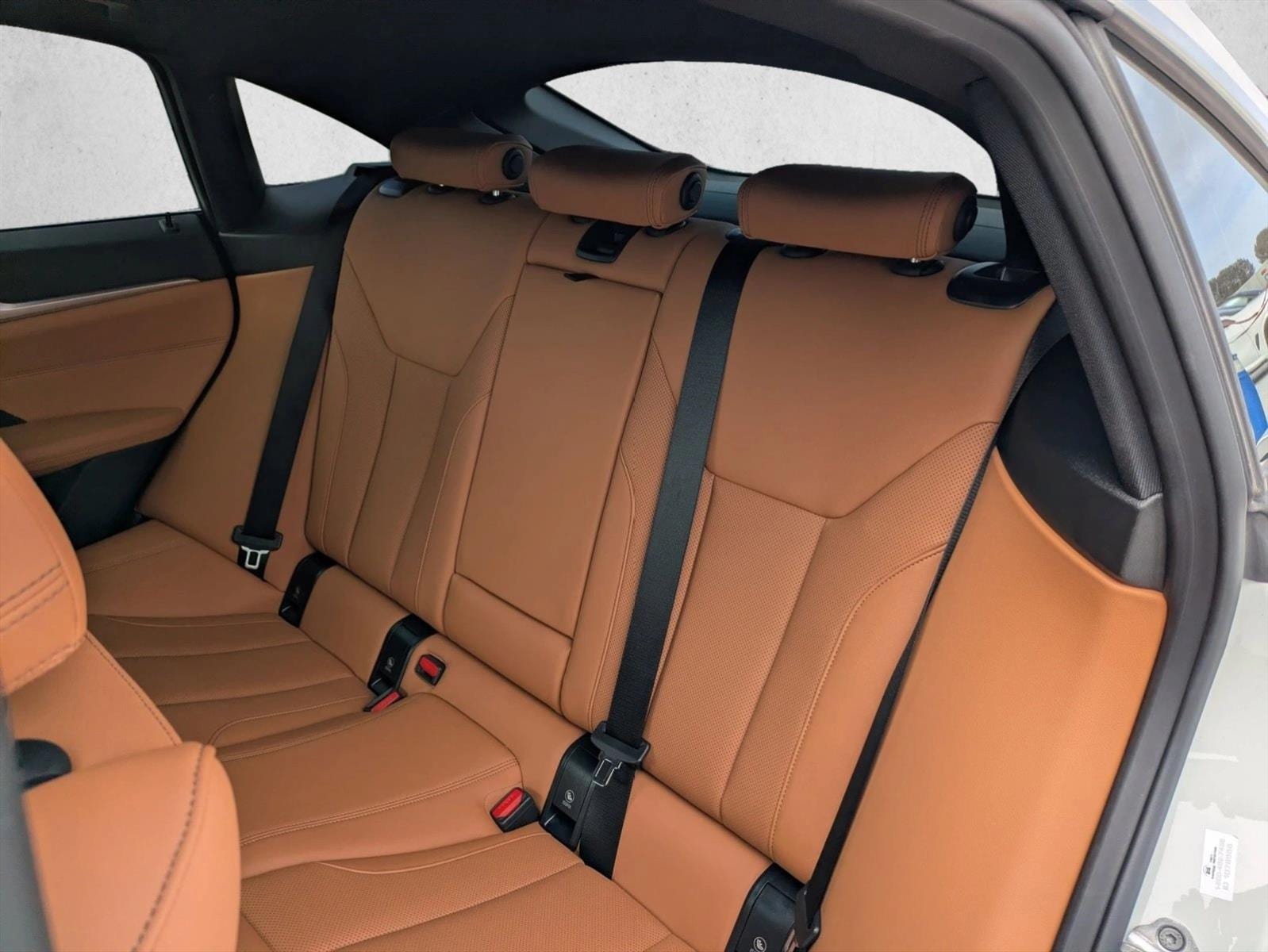 2024 BMW i4 19
