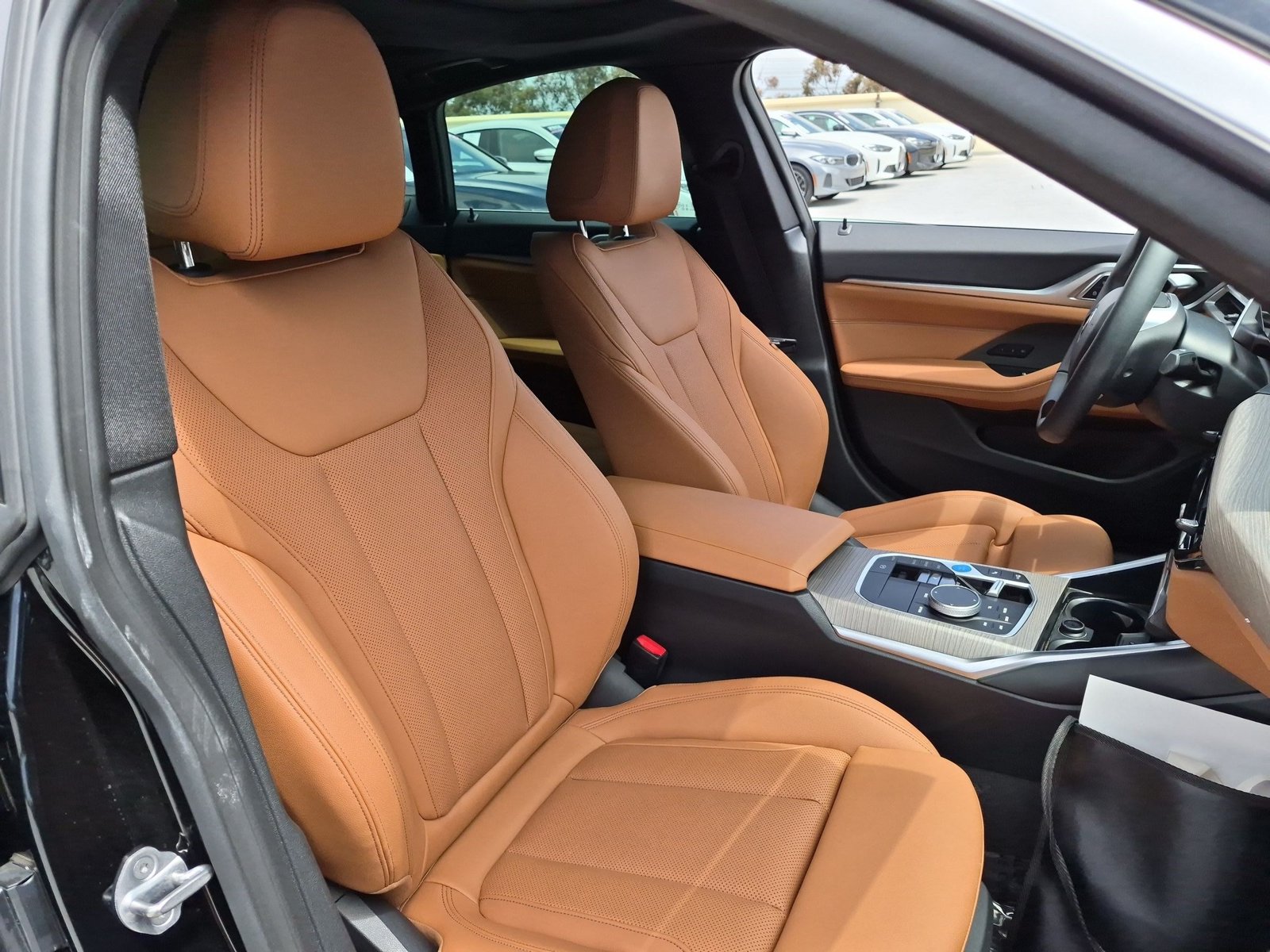 2025 BMW i4 22