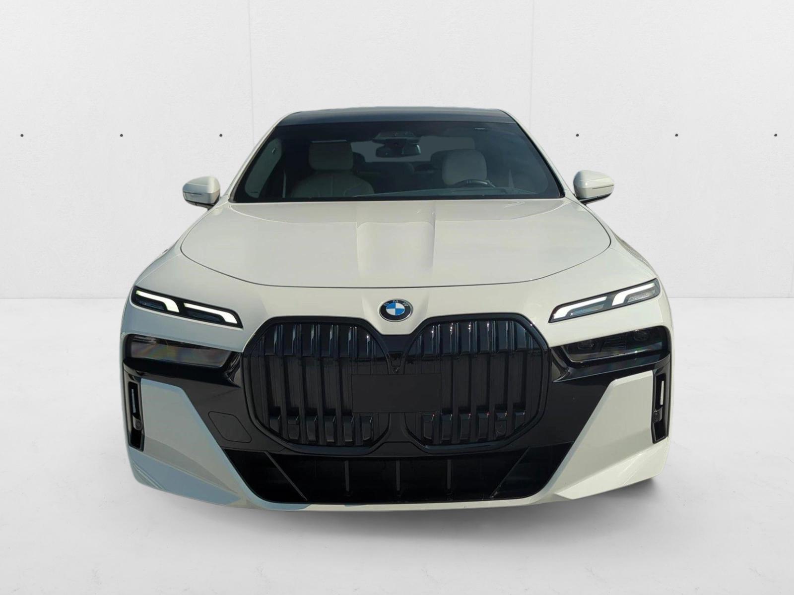 2023 Bmw 740i photo 2