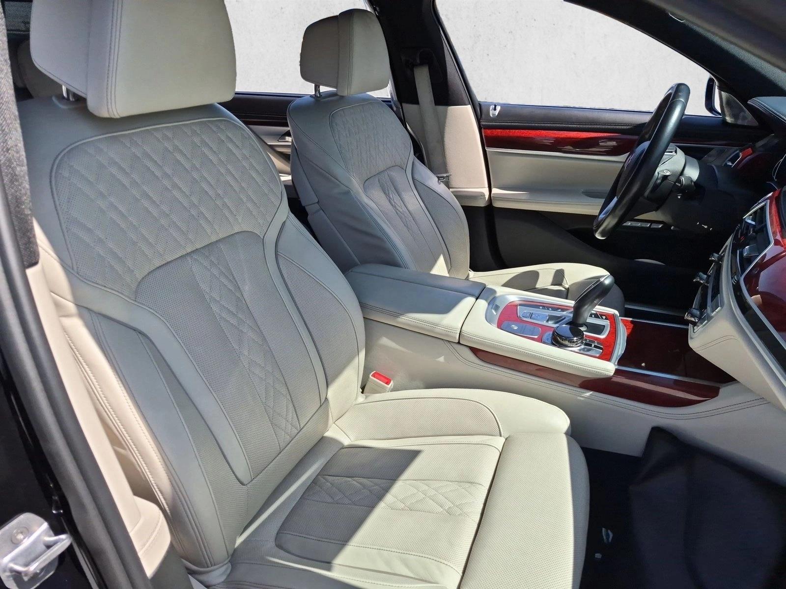 2017 BMW 7 Series ALPINA B7 - Photo 21