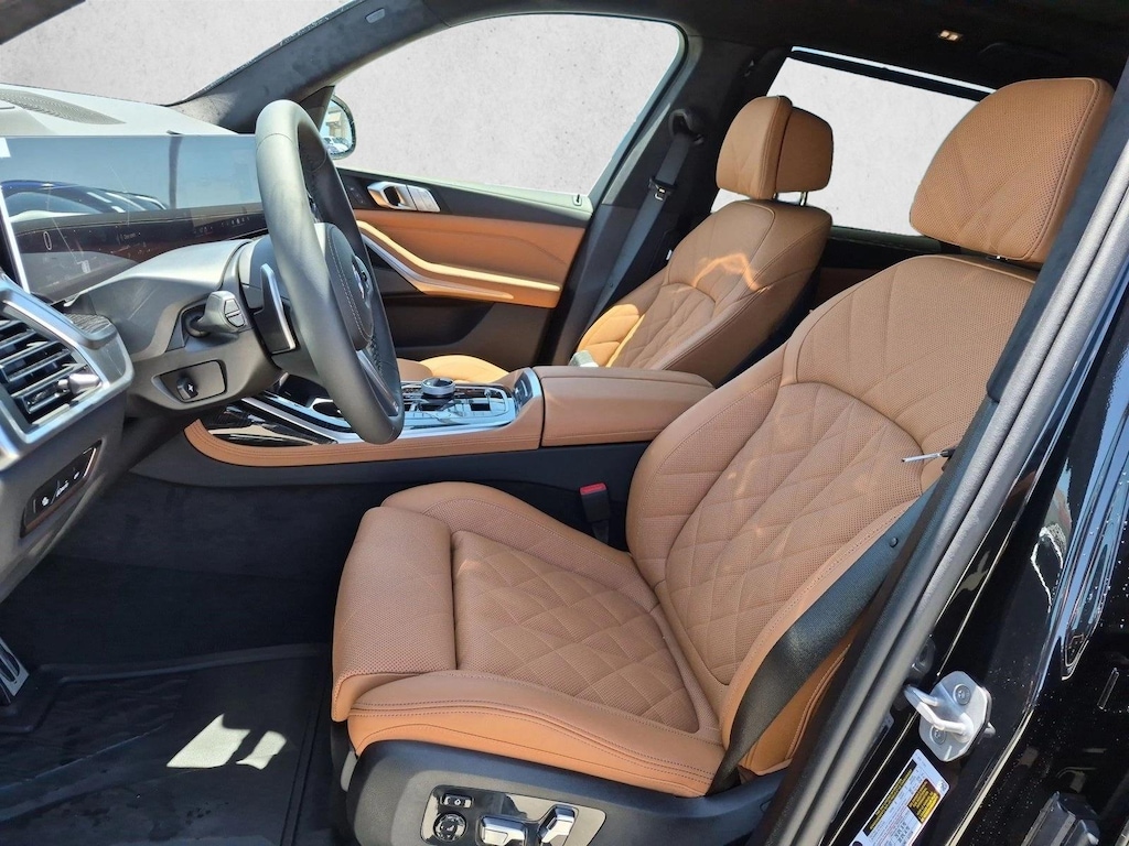 New 2026 BMW X7 xDrive40i SUV
