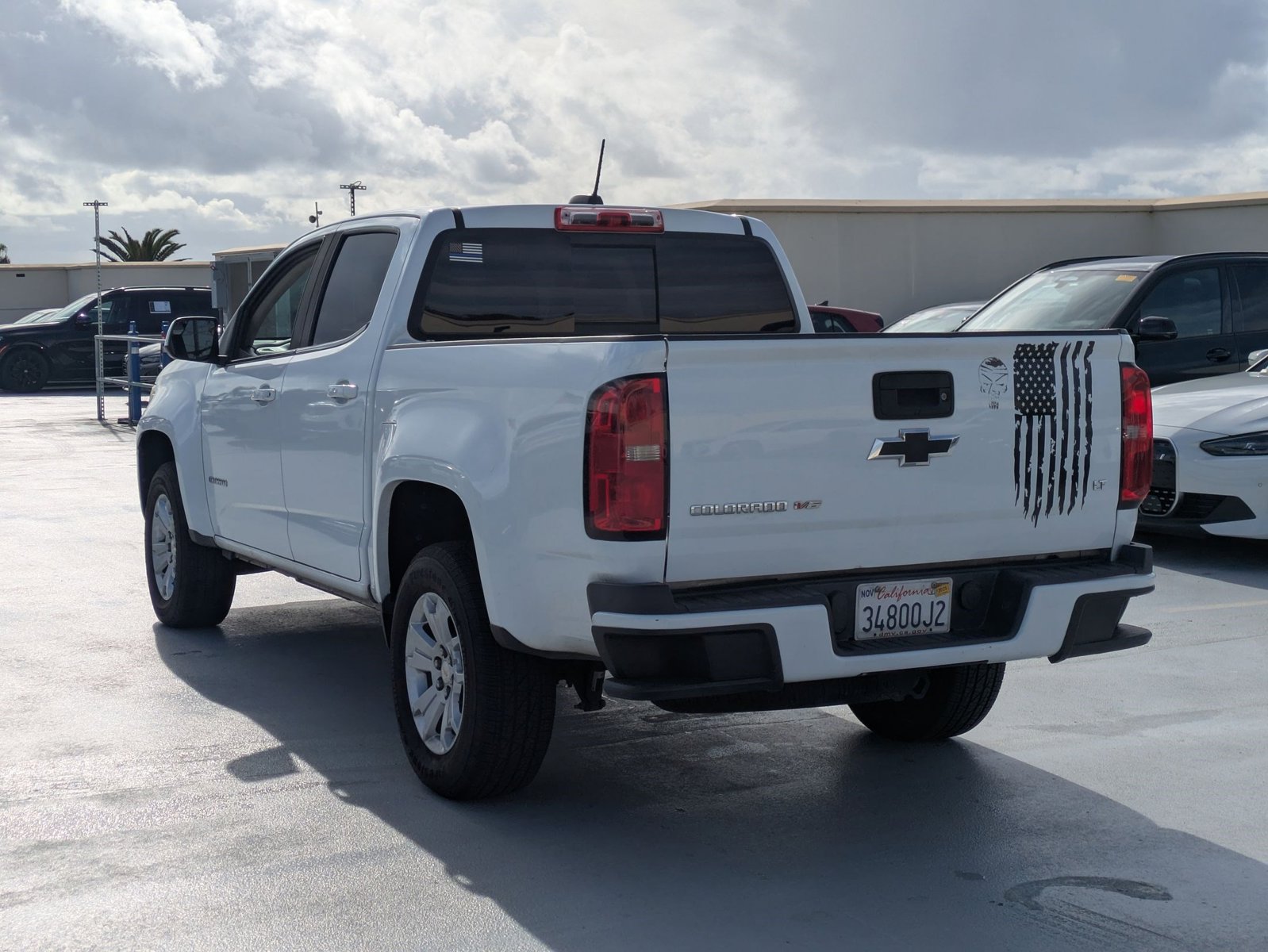 2017 Chevrolet Colorado LT photo 3