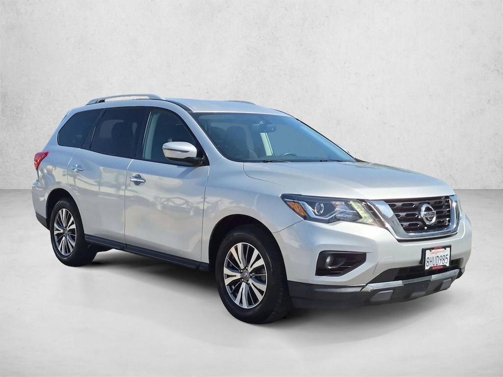 Used 2018 Nissan Pathfinder SUV