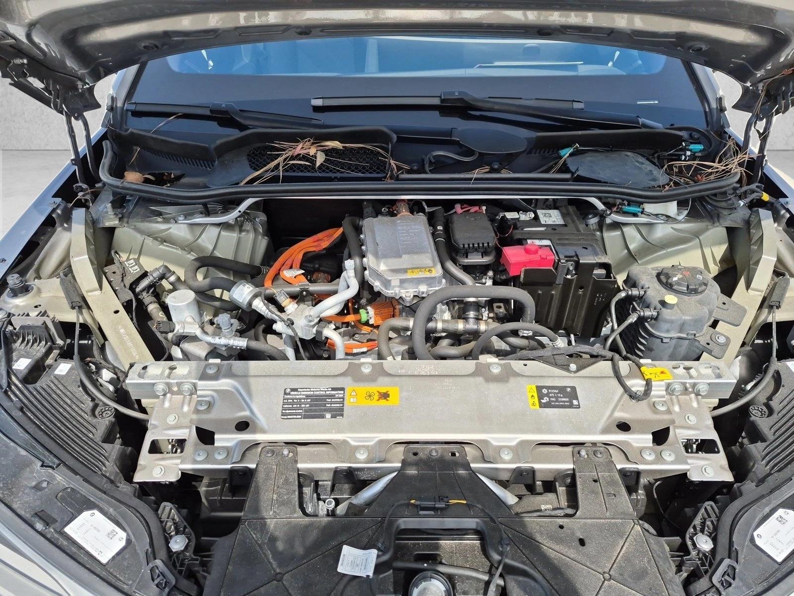2024 BMW iX Base - Photo 25