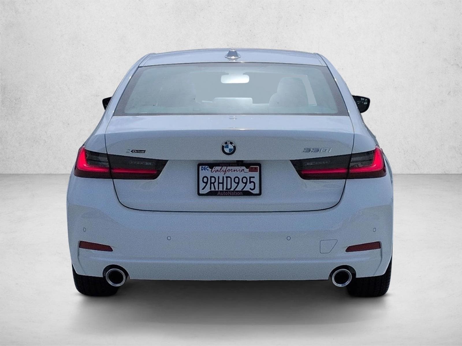 2025 BMW 330i xDrive photo 6
