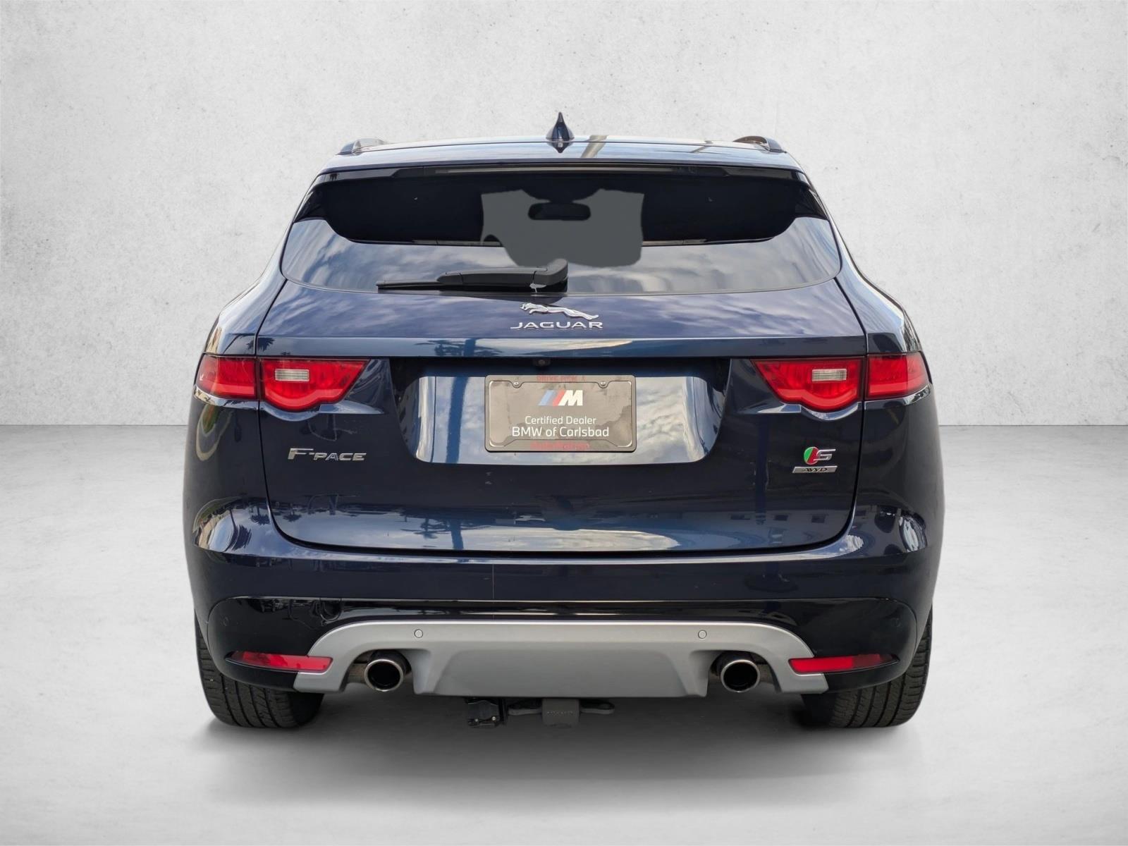 2018 Jaguar F-PACE S photo 4