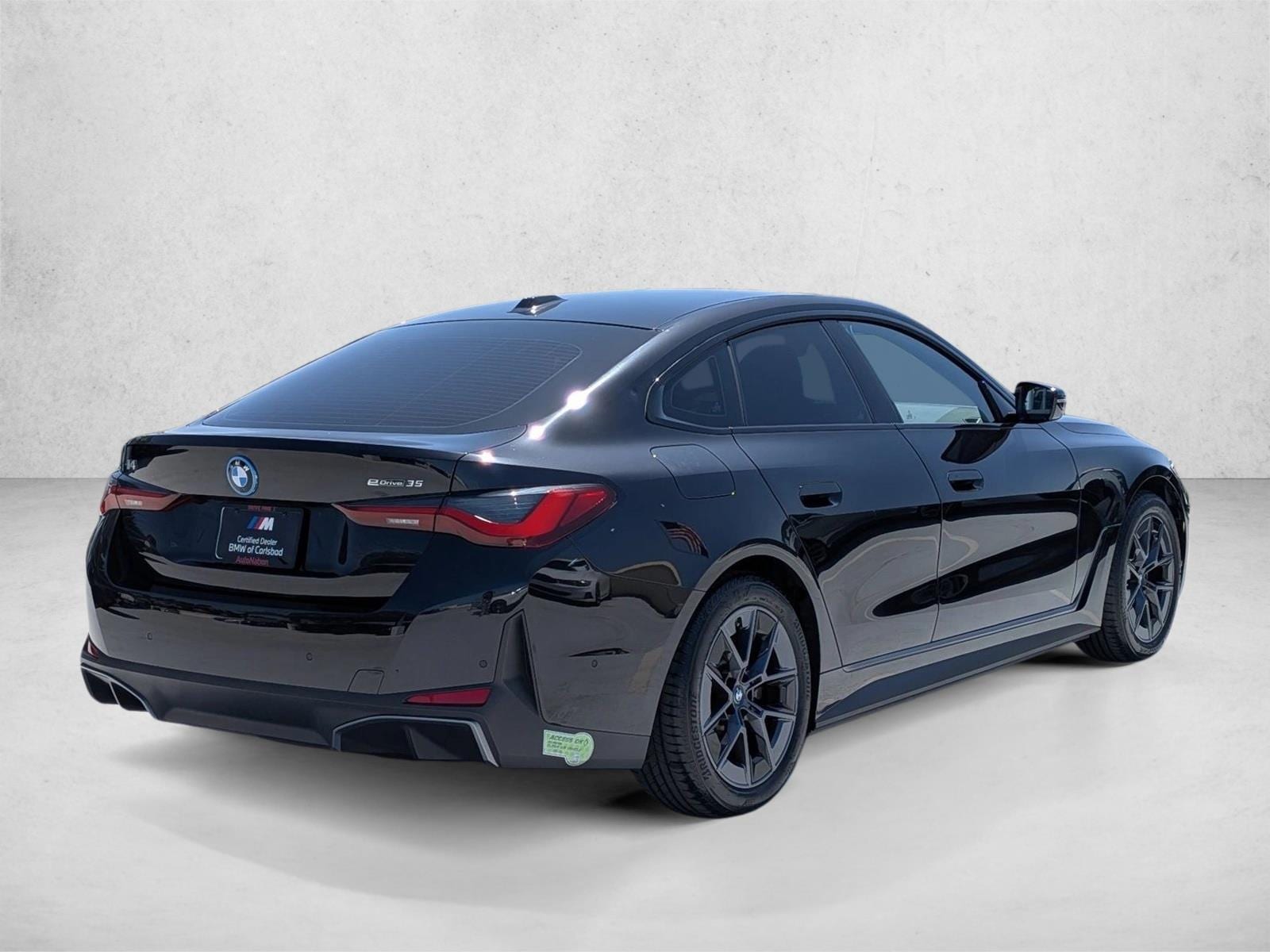 2023 BMW i4 eDrive35 photo 4