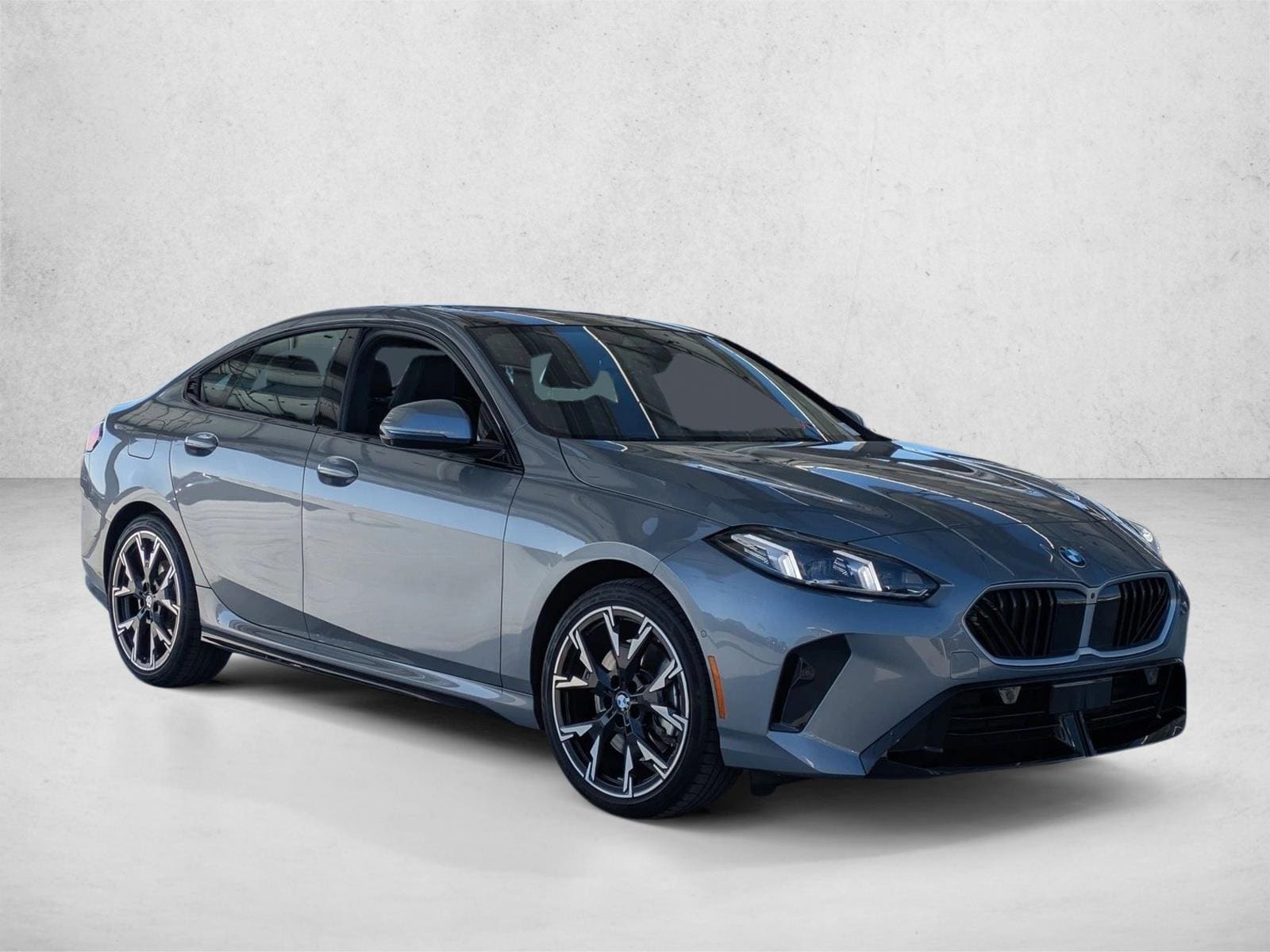 2025 BMW 228i xDrive photo 2