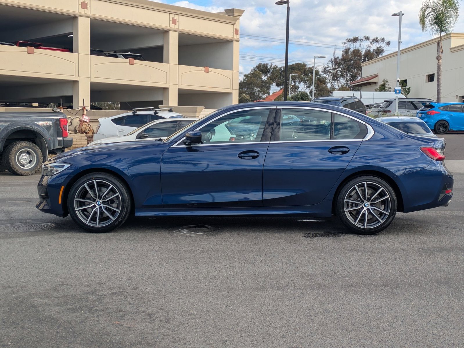 2020 Bmw 330i photo 2
