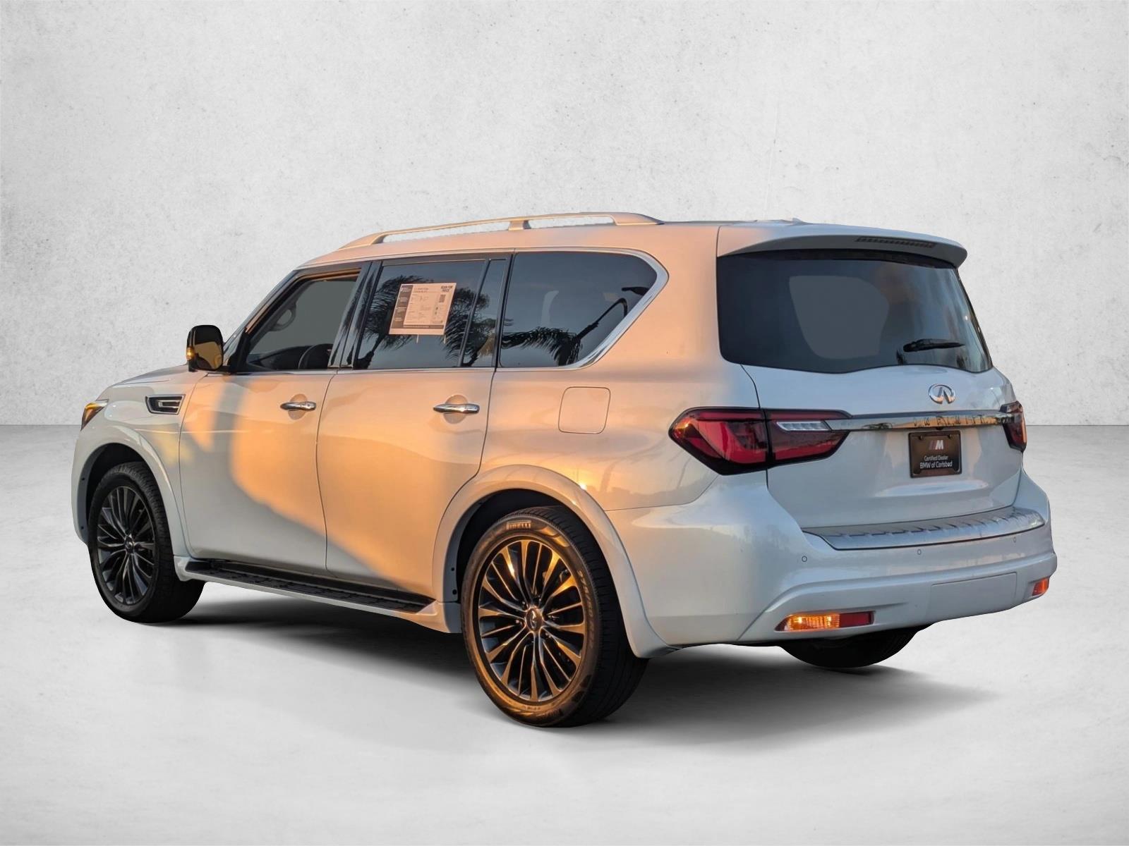 2021 Infiniti QX80 Premium Select photo 2