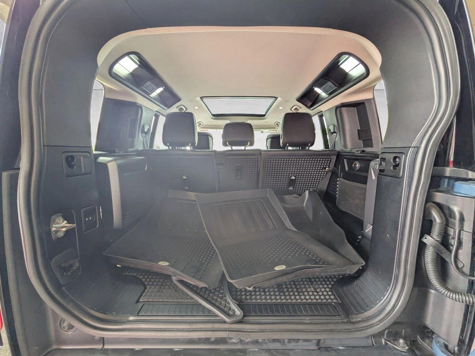 2020 Land Rover Defender 110 photo 5