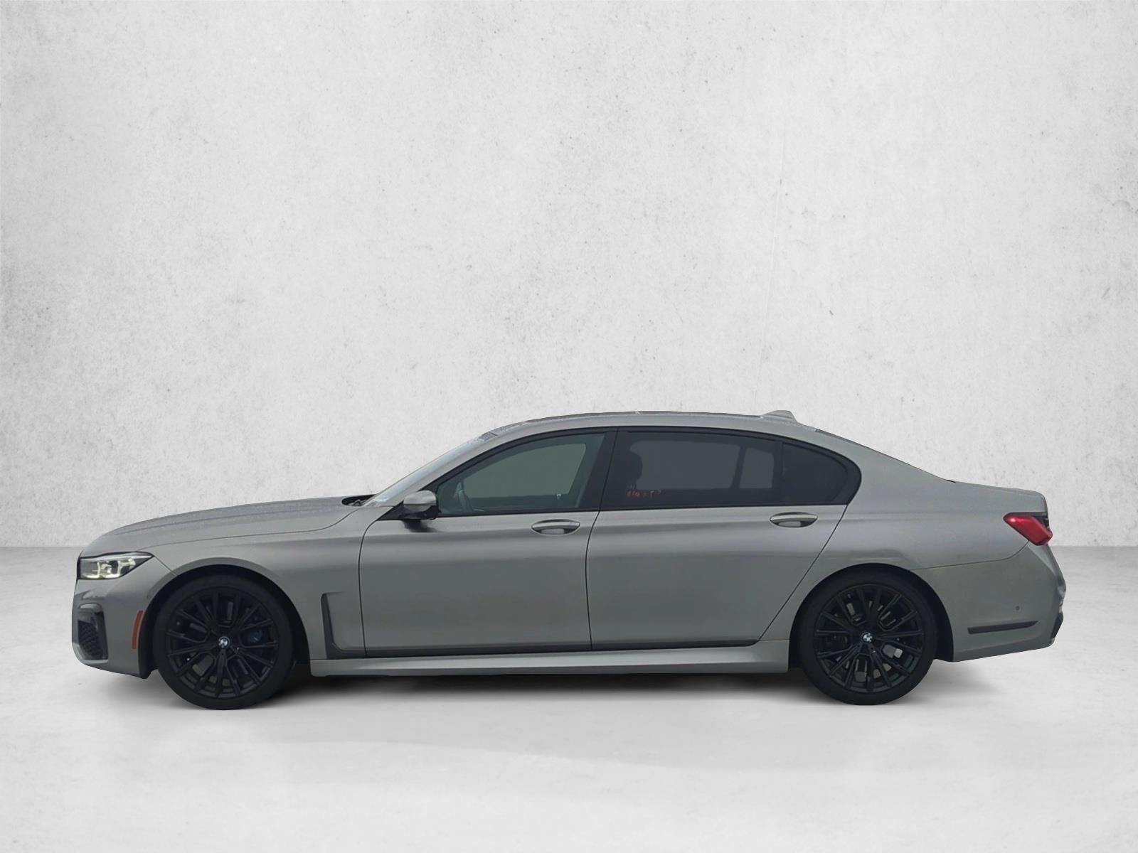 2021 Bmw 740i 7-series photo 2