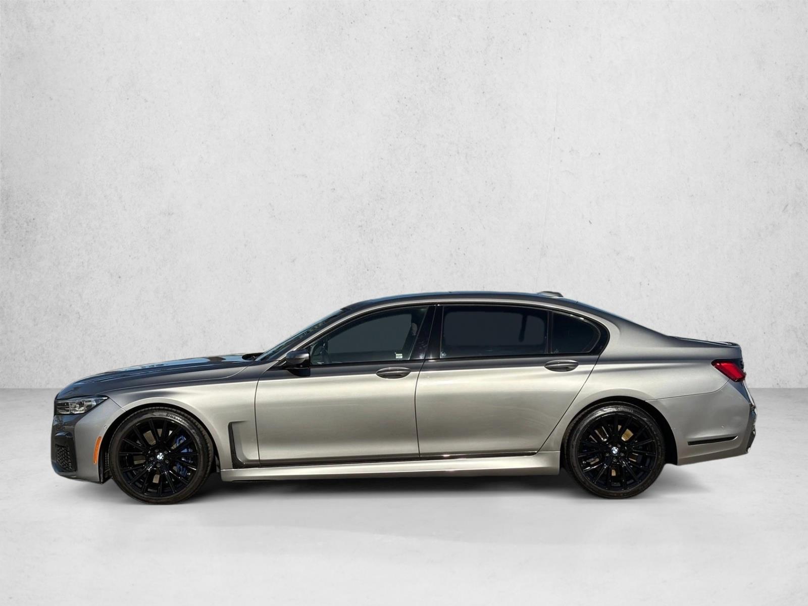 2021 Bmw 740i 7-series photo 2