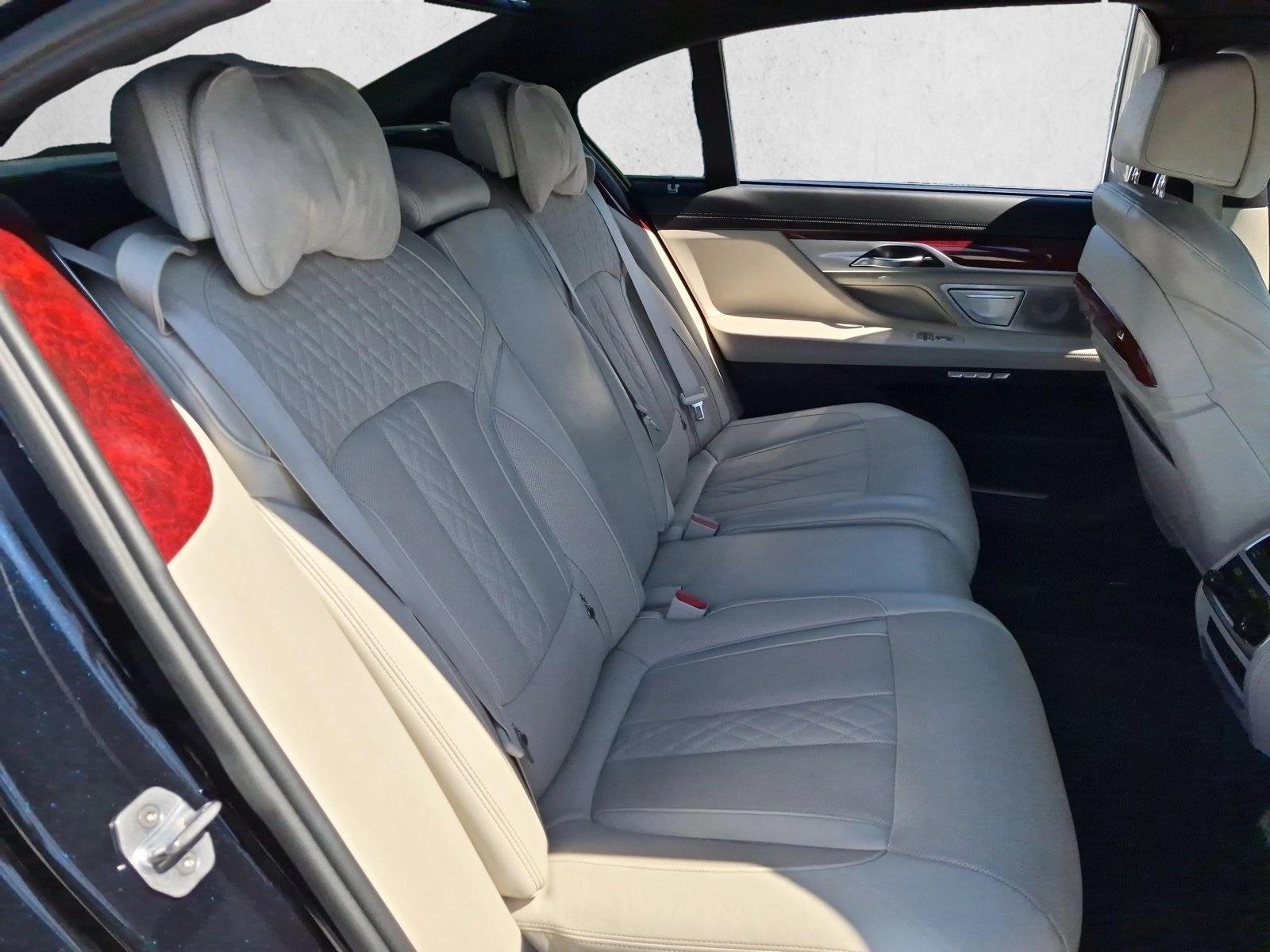 2017 BMW 7 Series ALPINA B7 - Photo 20