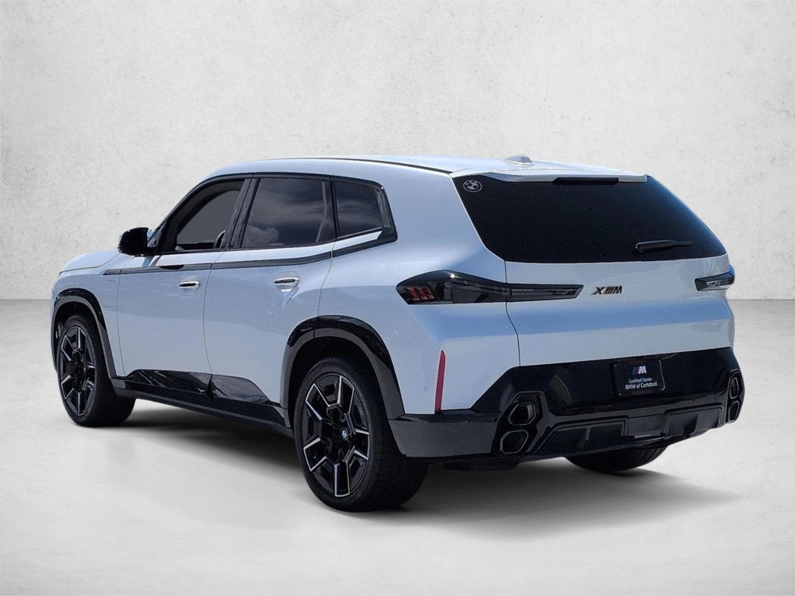 2025 BMW XM Base - Photo 8