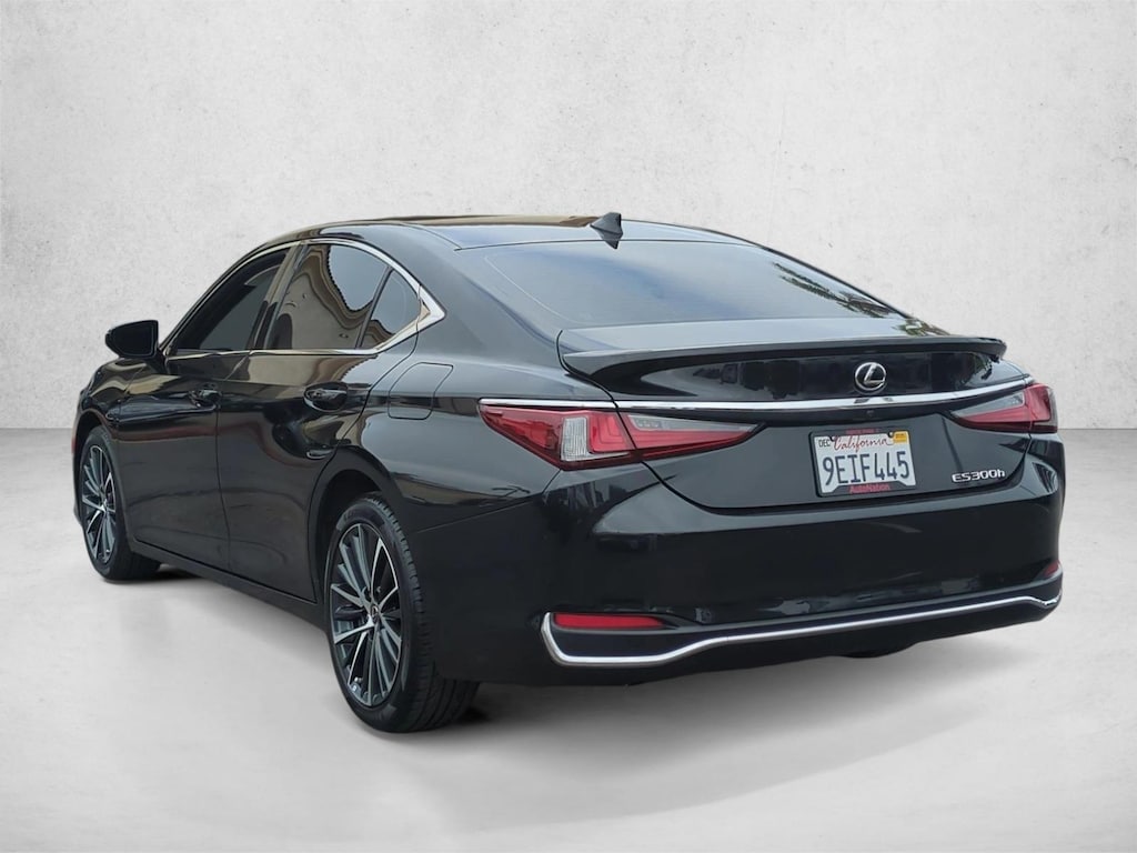 Used 2023 Lexus ES 300h Sedan