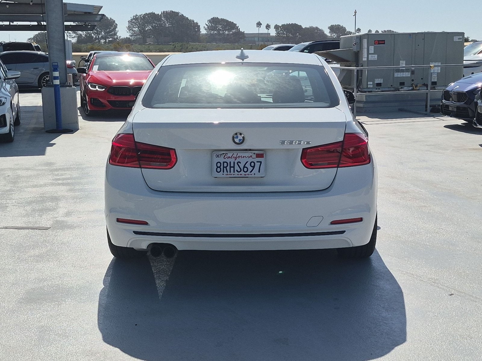2018 BMW 3 Series 330e - Photo 6