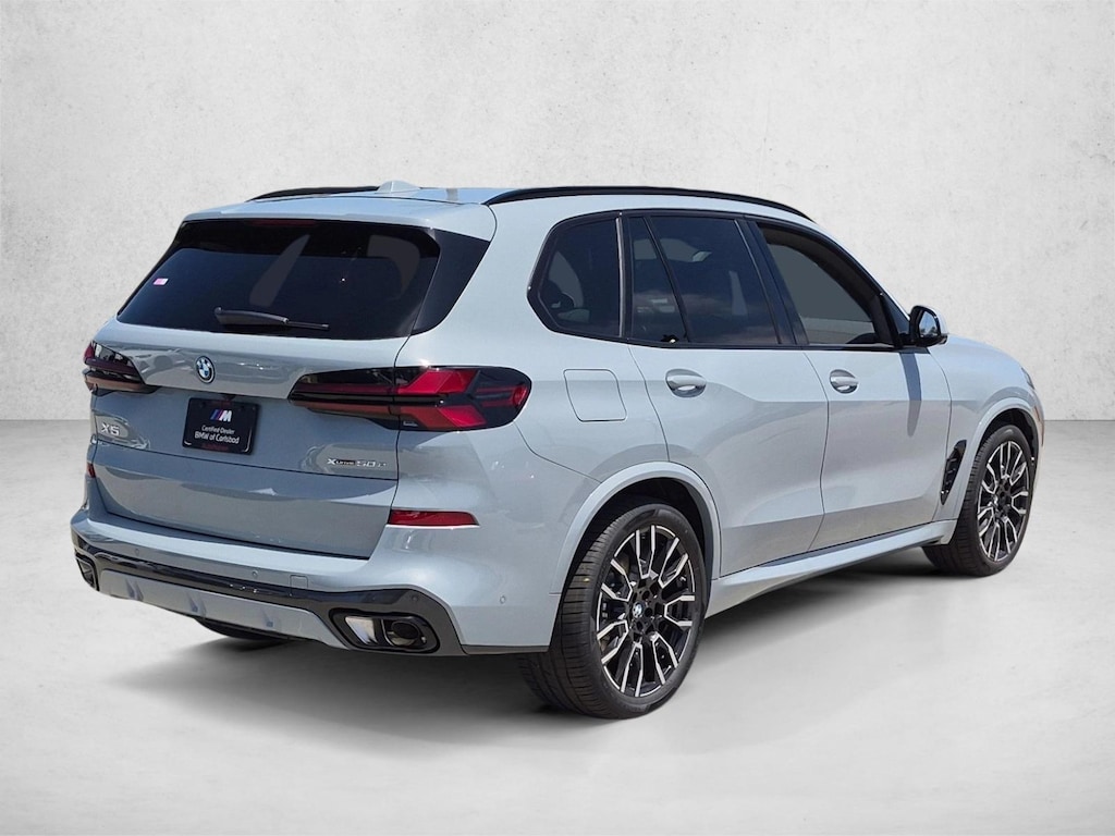 New 2026 BMW X5 PHEV xDrive50e SUV