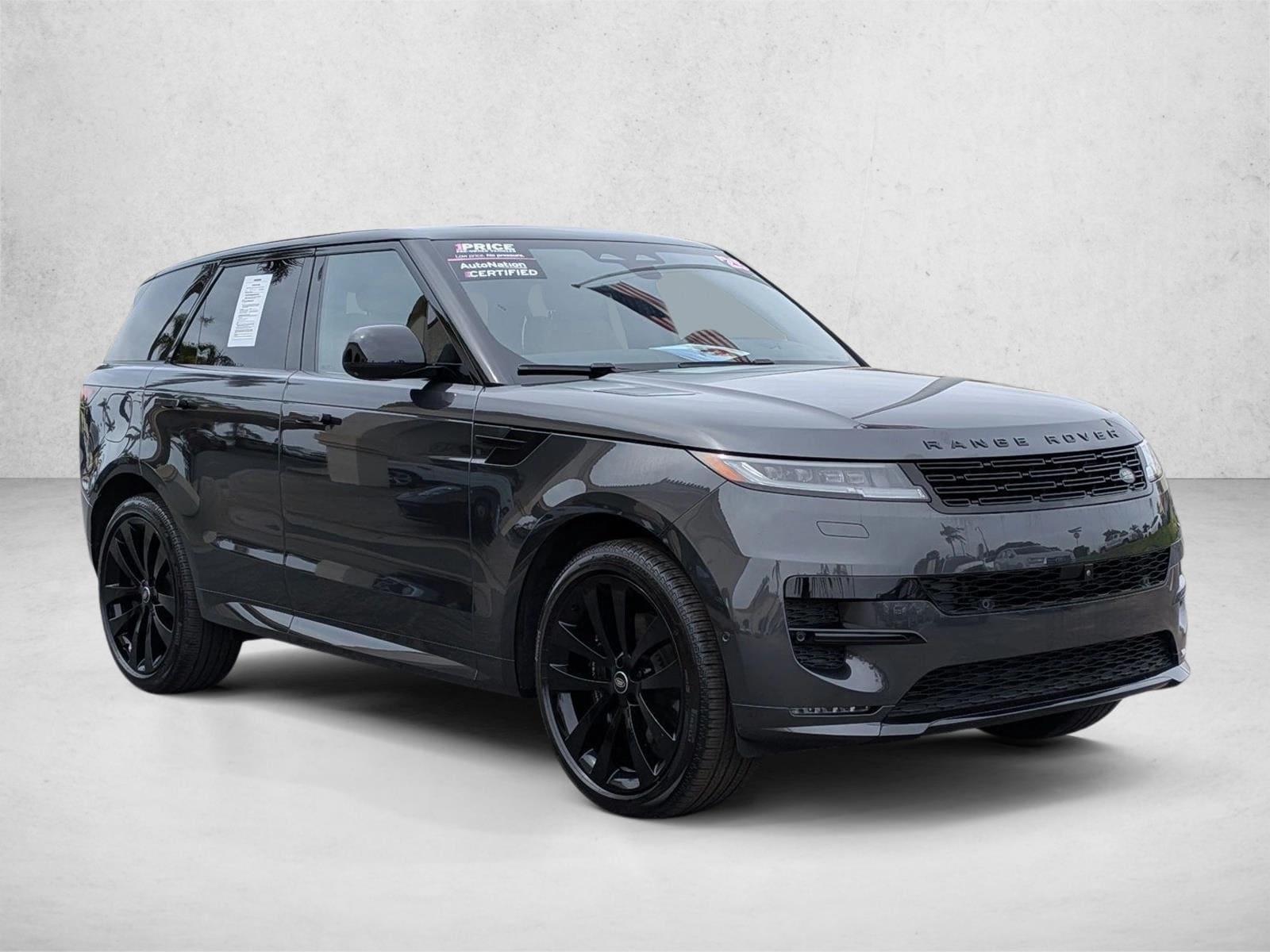 2025 Land Rover Range Rover Sport P400 Dynamic SE photo 3