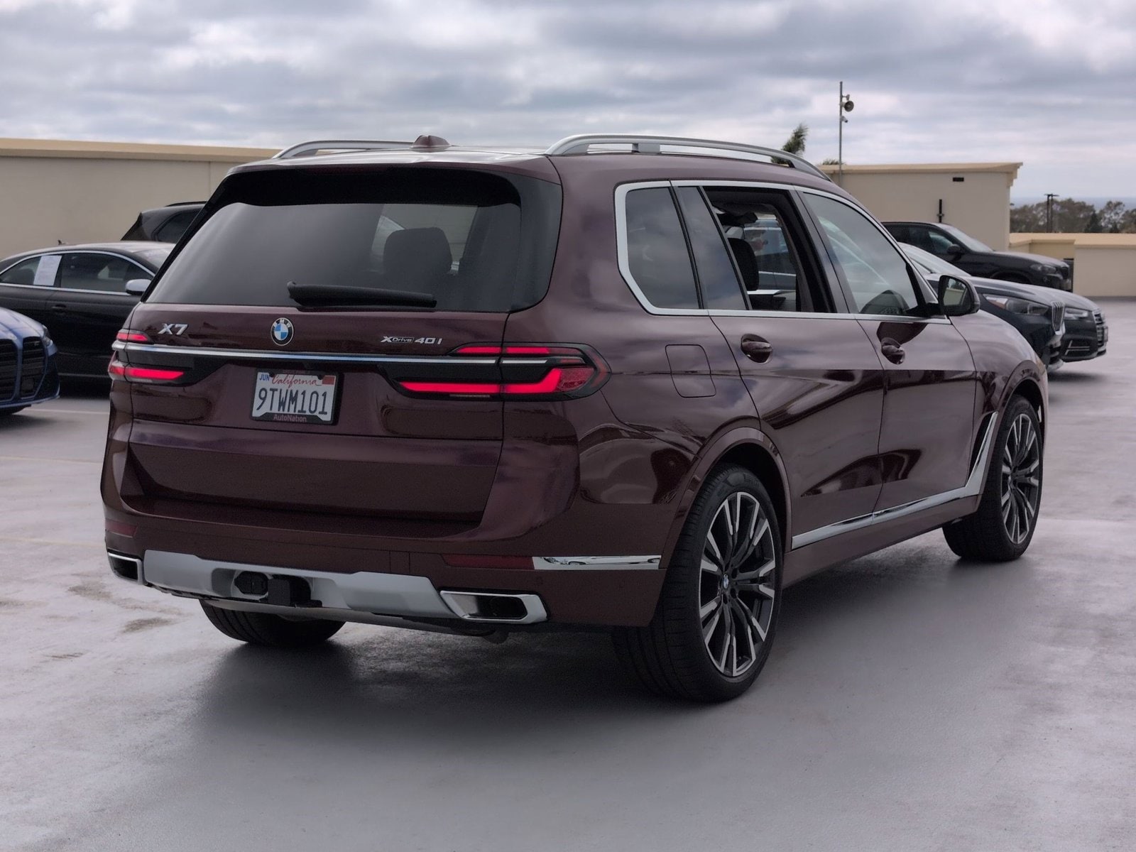 2025 BMW X7 xDrive40i photo 4