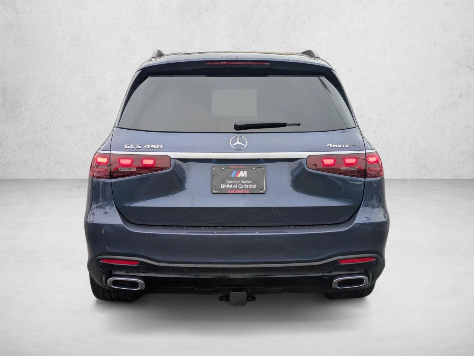 2024 Mercedes Benz GLS 450 4MATIC photo 4