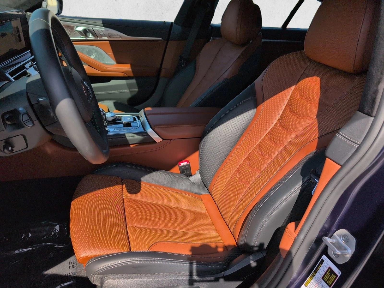 2025 BMW 8 Series Alpina B8 - Photo 16