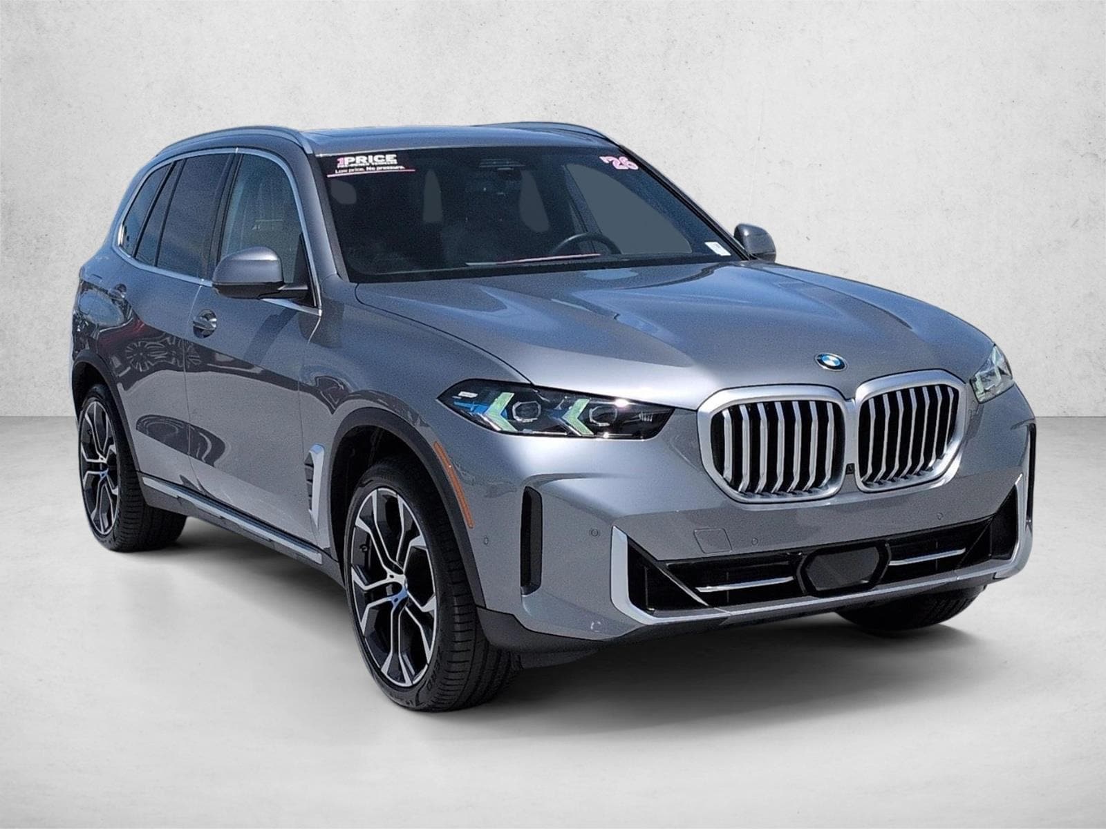 2026 BMW X5 sDrive40i photo 2