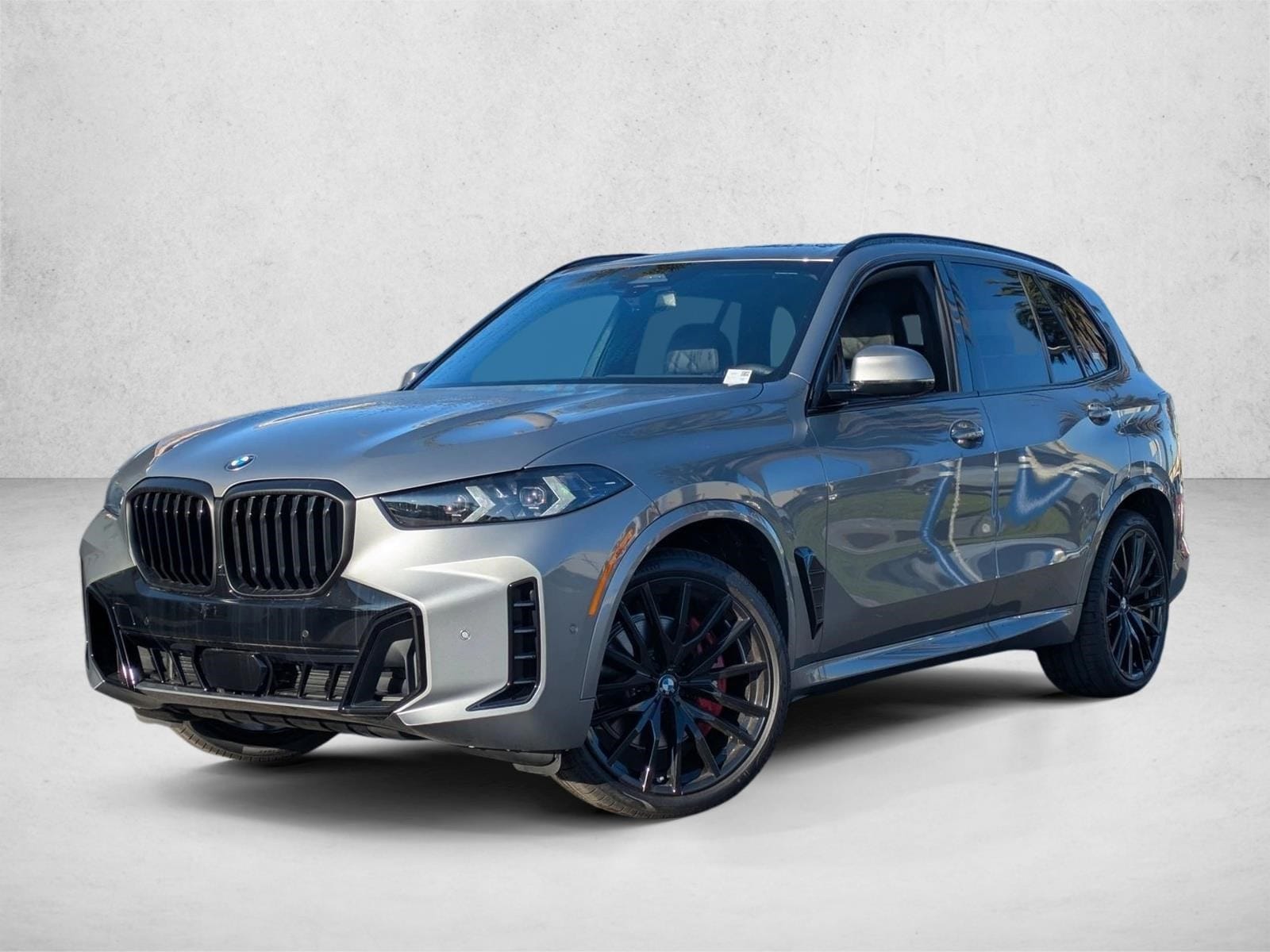 2026 BMW X5 50e's photo