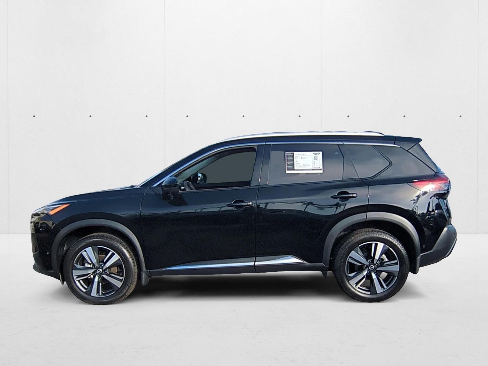 2023 Nissan Rogue SL photo 2