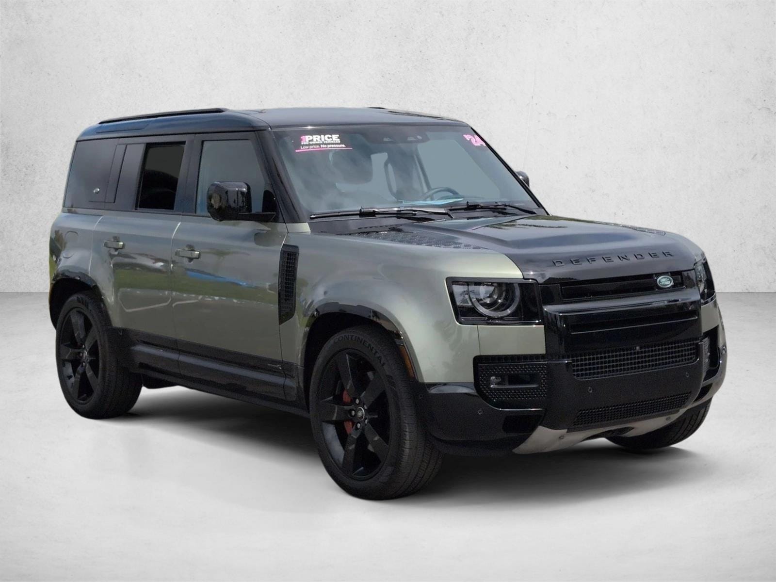 2024 Land Rover Defender 110 X photo 2