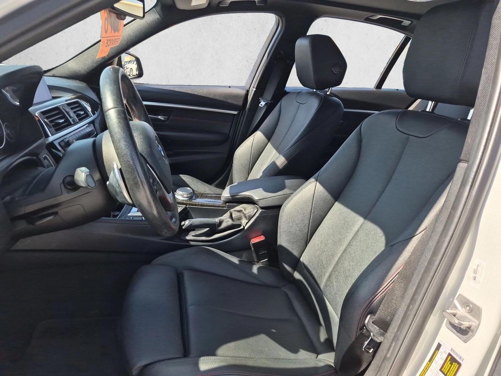 2018 BMW 3 Series 330e - Photo 12