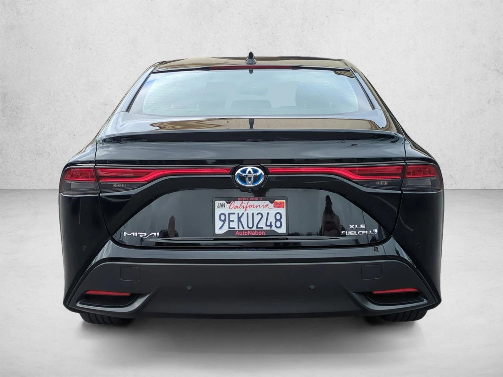 2022 Toyota Mirai XLE photo 4