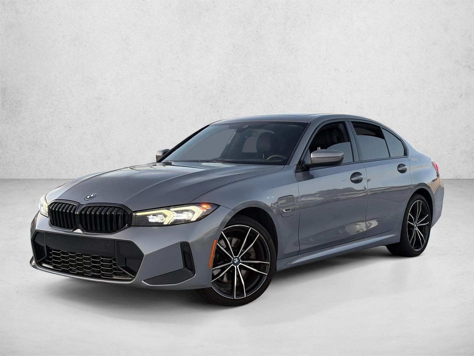 2023 BMW 3 Series 330e