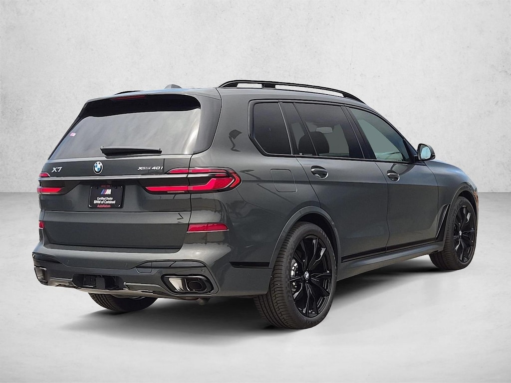 New 2027 BMW X7 xDrive40i SUV