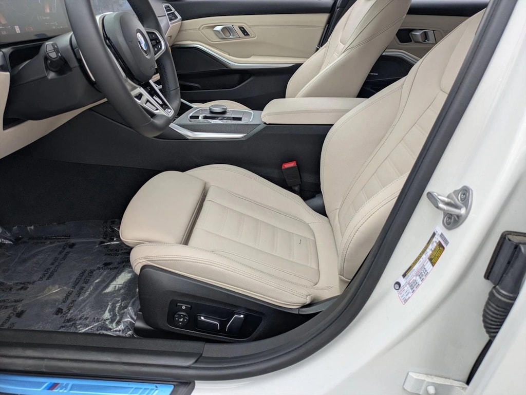 New 2026 BMW 330i Sedan