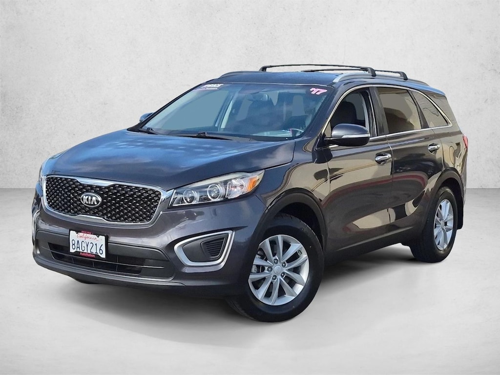 Used 2017 Kia Sorento 2.4L SUV