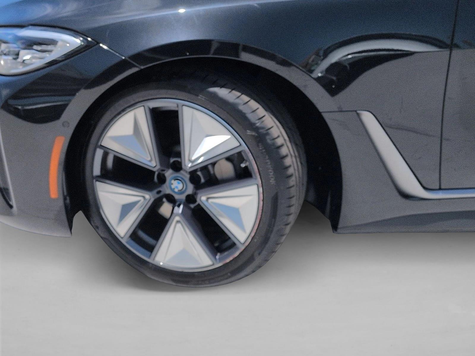2023 BMW i4 26