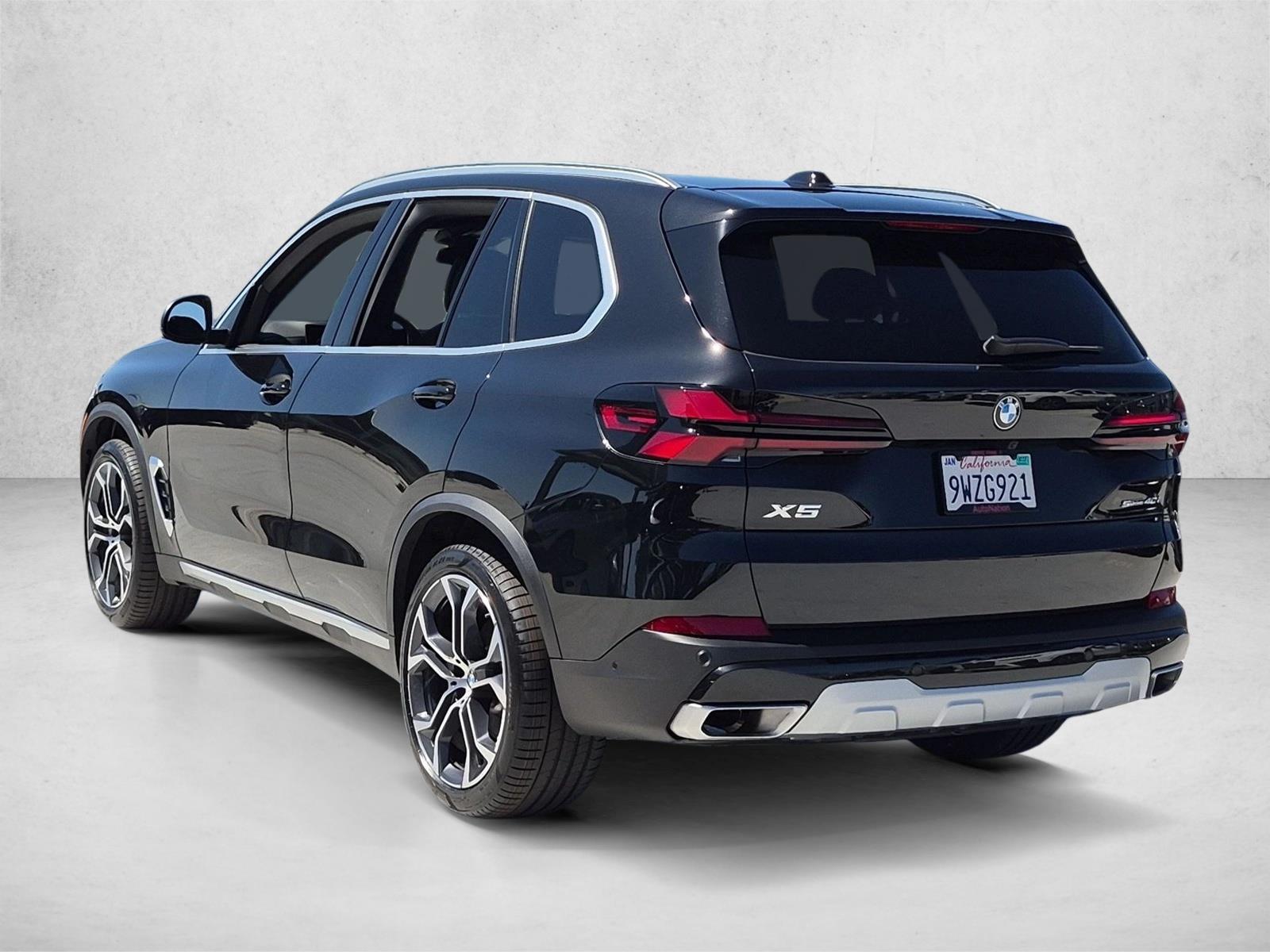 2026 BMW X5 40i - Photo 8