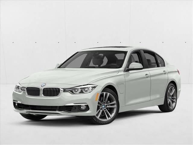 2018 BMW 3 Series 330e iPerformance Sedan's photo