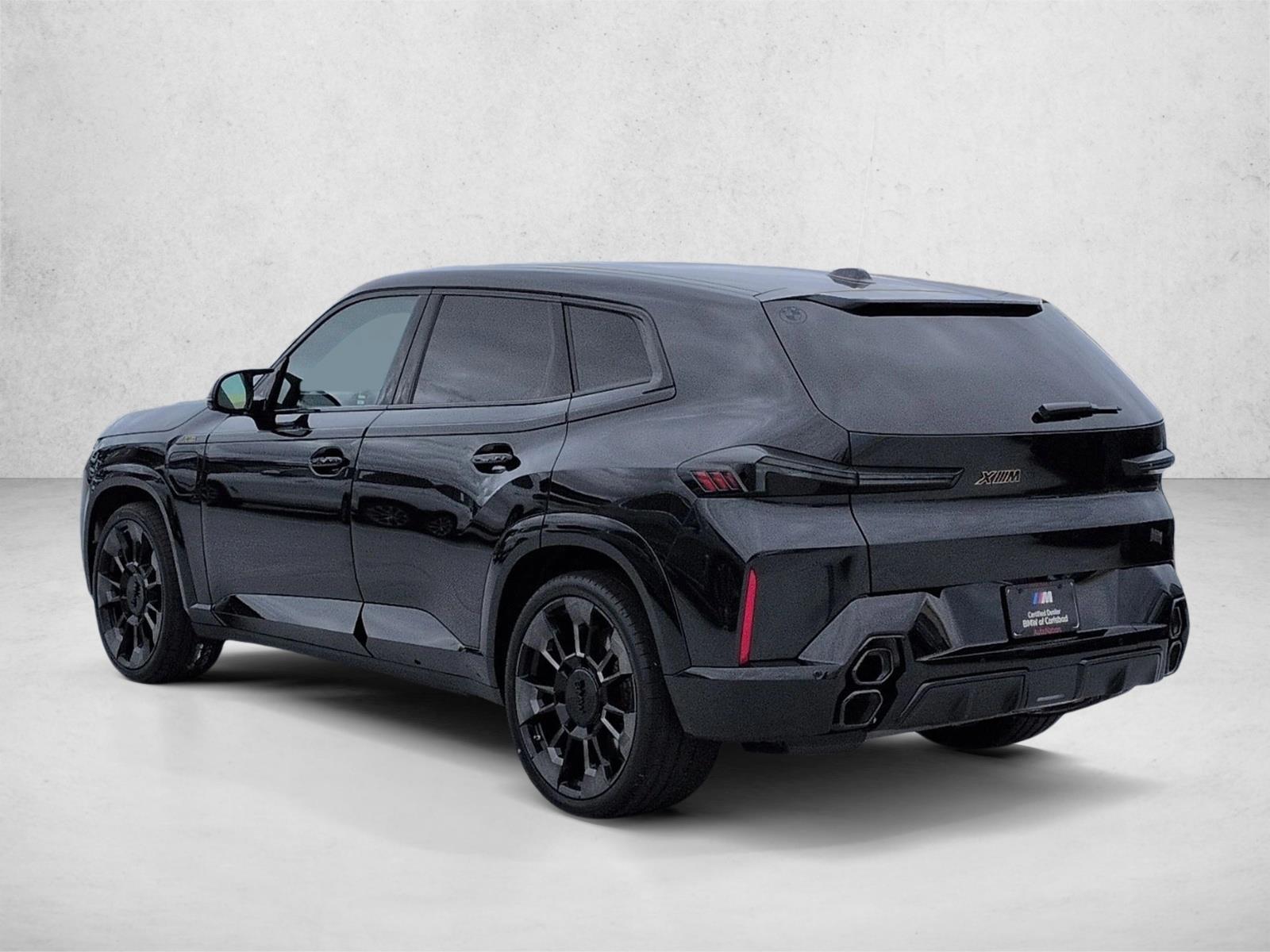 2025 BMW XM Base - Photo 8