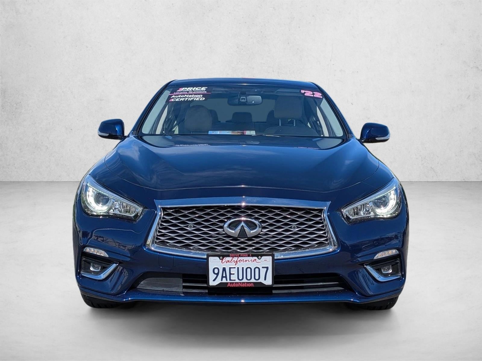 2022 INFINITI Q50 LUXE photo 2