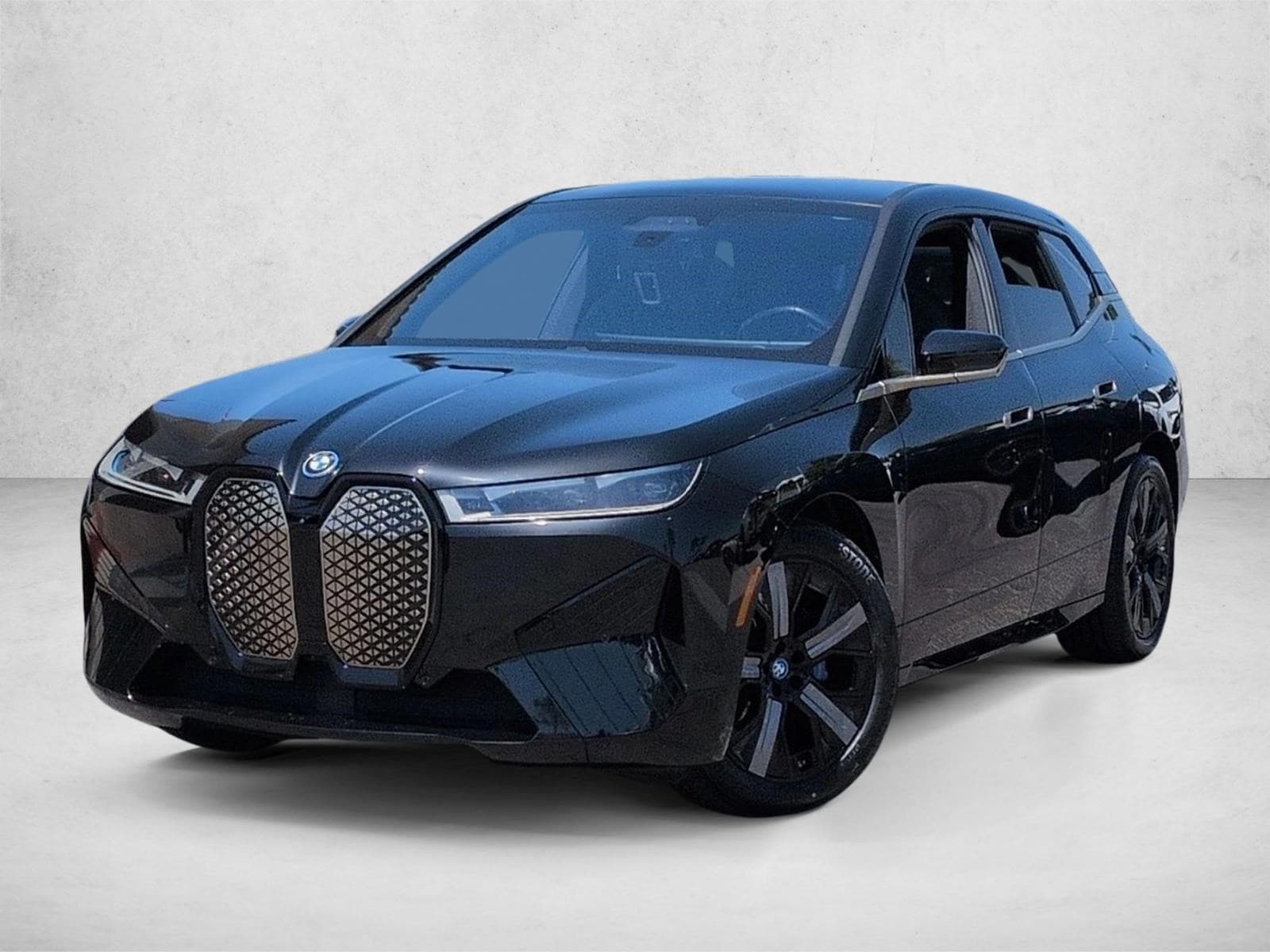 2023 BMW iX xDrive50's photo