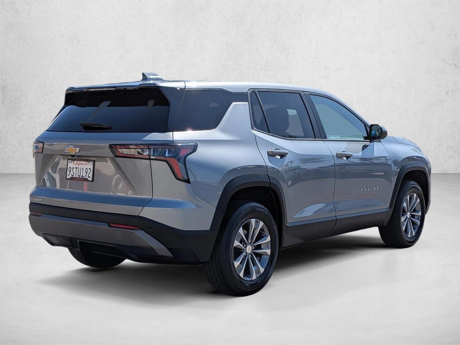 2025 Chevrolet Equinox LT photo 5